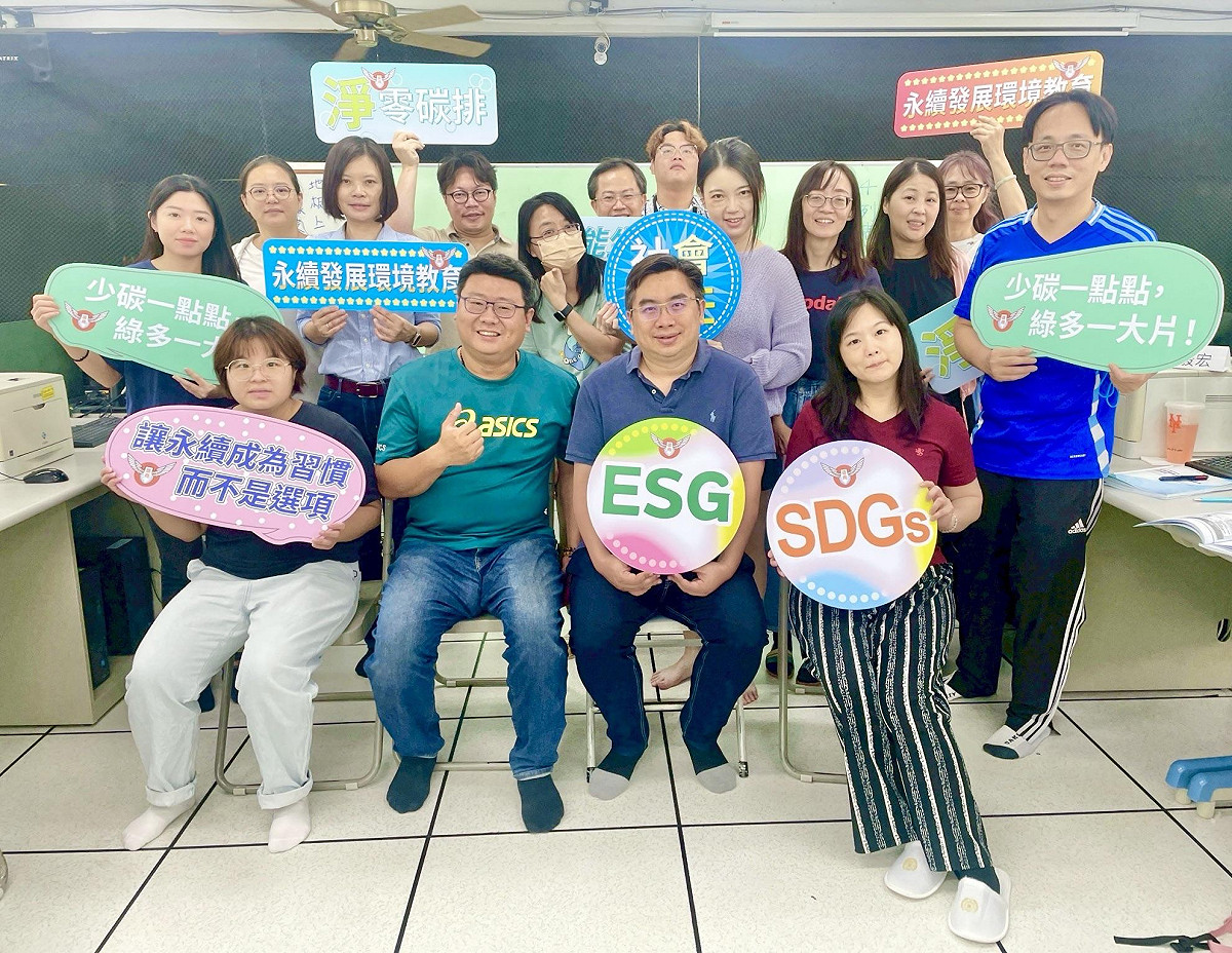 高市教育局今年正式啟動「100校校園簡易碳盤查行動」，讓減碳落實於校園日常具體行動。 圖：高雄市教育局/提供