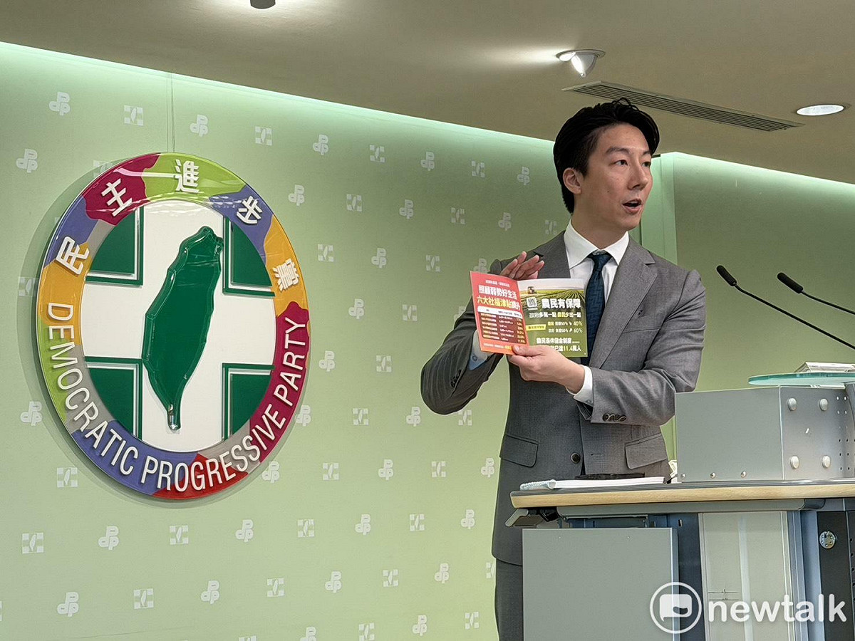 民進黨發言人吳崢說明，民進黨將啟動「台灣好生活」產業說明會。 圖：高逸帆／攝