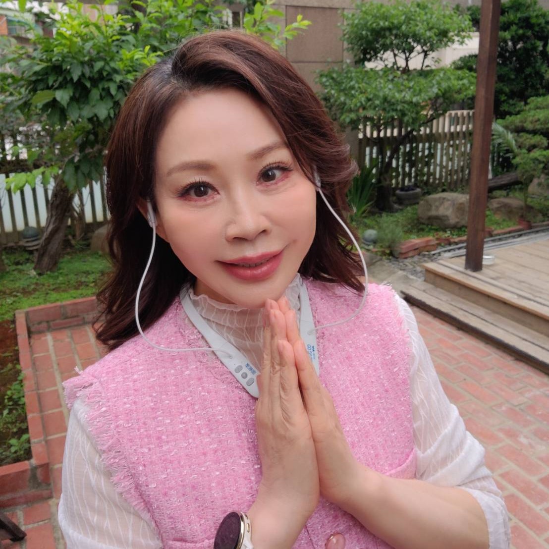 雨揚老師表示，農曆四月是驛馬月，象徵奔波與商機並行，正適合出差、旅遊、拓展業務或洽談合作。 圖：漾品啟鎂／提供