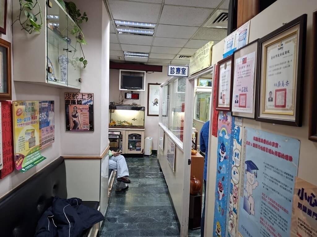 台北市晏安診所負責人、71歲陳姓醫師，涉嫌以開立虛假診斷證明書方式牟利，桃園地檢署偵結起訴，求處從重量刑。（桃檢提供）中央社記者葉臻傳真　115年5月12日