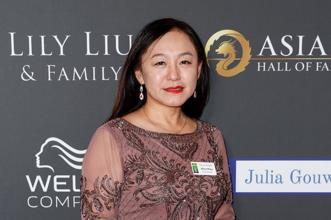 美國南加州阿卡迪亞市議員兼輪值市長艾琳．王（Eileen Wang）日前被指控，非法擔任中國代理人並已認罪，最高可能被判處 10 年監禁。 圖：翻攝自 @BastardChiton X 帳號