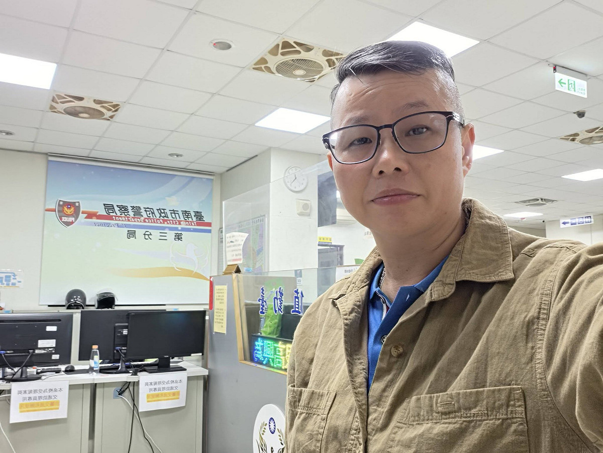 台灣護師醫療產業工會（護師工會）顧問陳玉鳳收到匿名訊息威脅「走路小心點，不要死在半路上」，己向台南市警局第三分局報案。 圖：翻攝「臉書」陳玉鳳