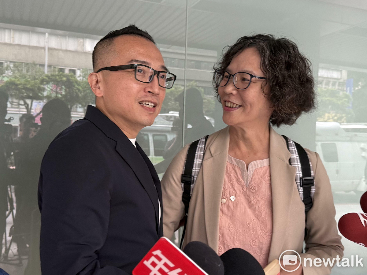 民眾黨秘書長周榆修（左）、民眾黨前立委蔡壁如（右）。 圖：周煊惠 / 攝