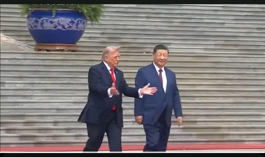 「川習會」今日於北京正式舉行，前綠營幕僚洪智坤示警，台灣恐淪美中「共管框架」。 圖：取自央視直播畫面