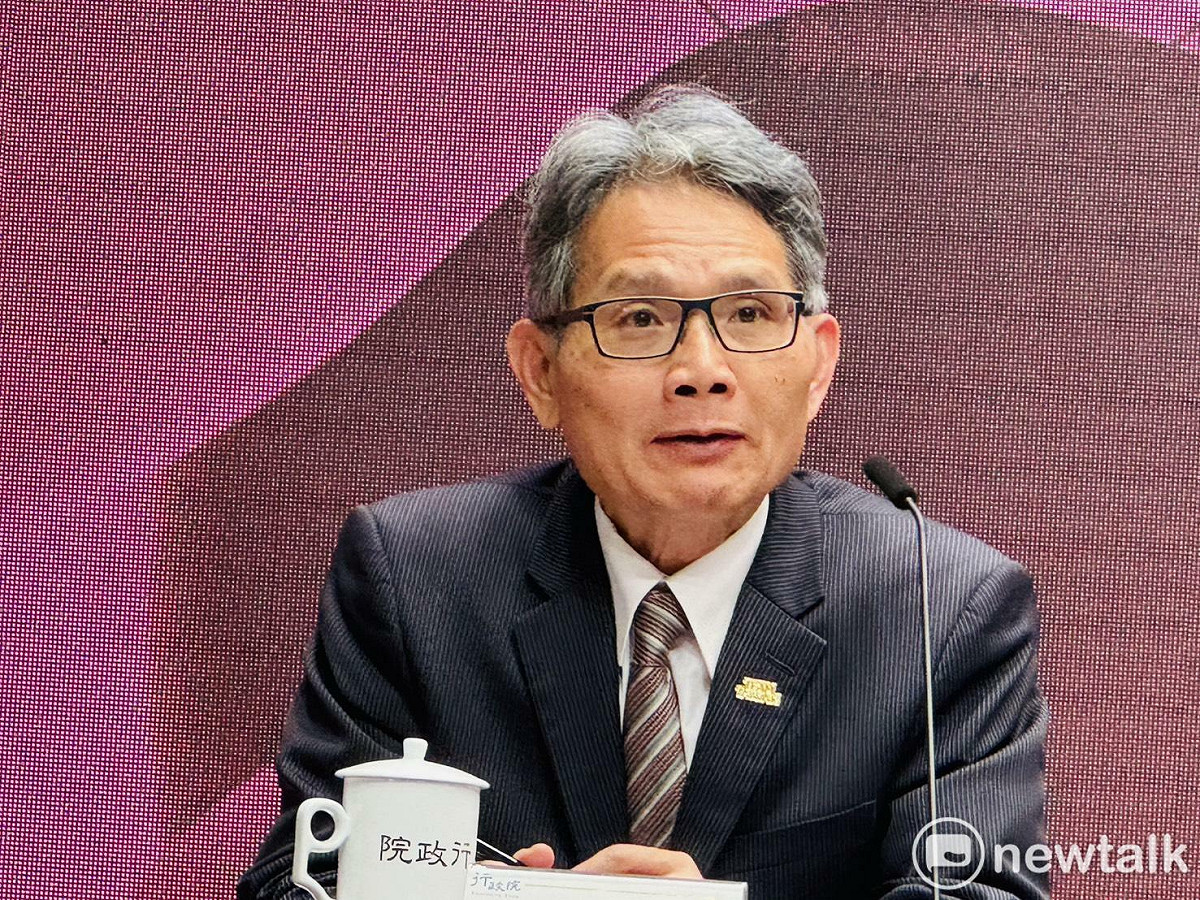 經濟部次長賴建信今（14）日在行政院會後記者會表示，台電公司跟專案管理團隊在締約過程中，都做好相當的風險管控，第一時間掌握森崴能源財務狀況，目前相關工程進度已超過96%。 圖：謝莉慧/攝