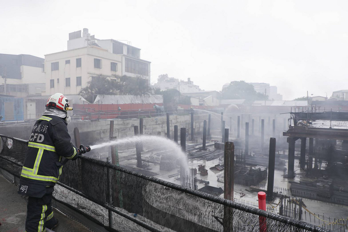 台中市北屯區「新平好室」社會住宅新建工程，於昨（13）日發生嚴重工地火警並引發大規模空氣污染事件。 圖：台中市政府/提供