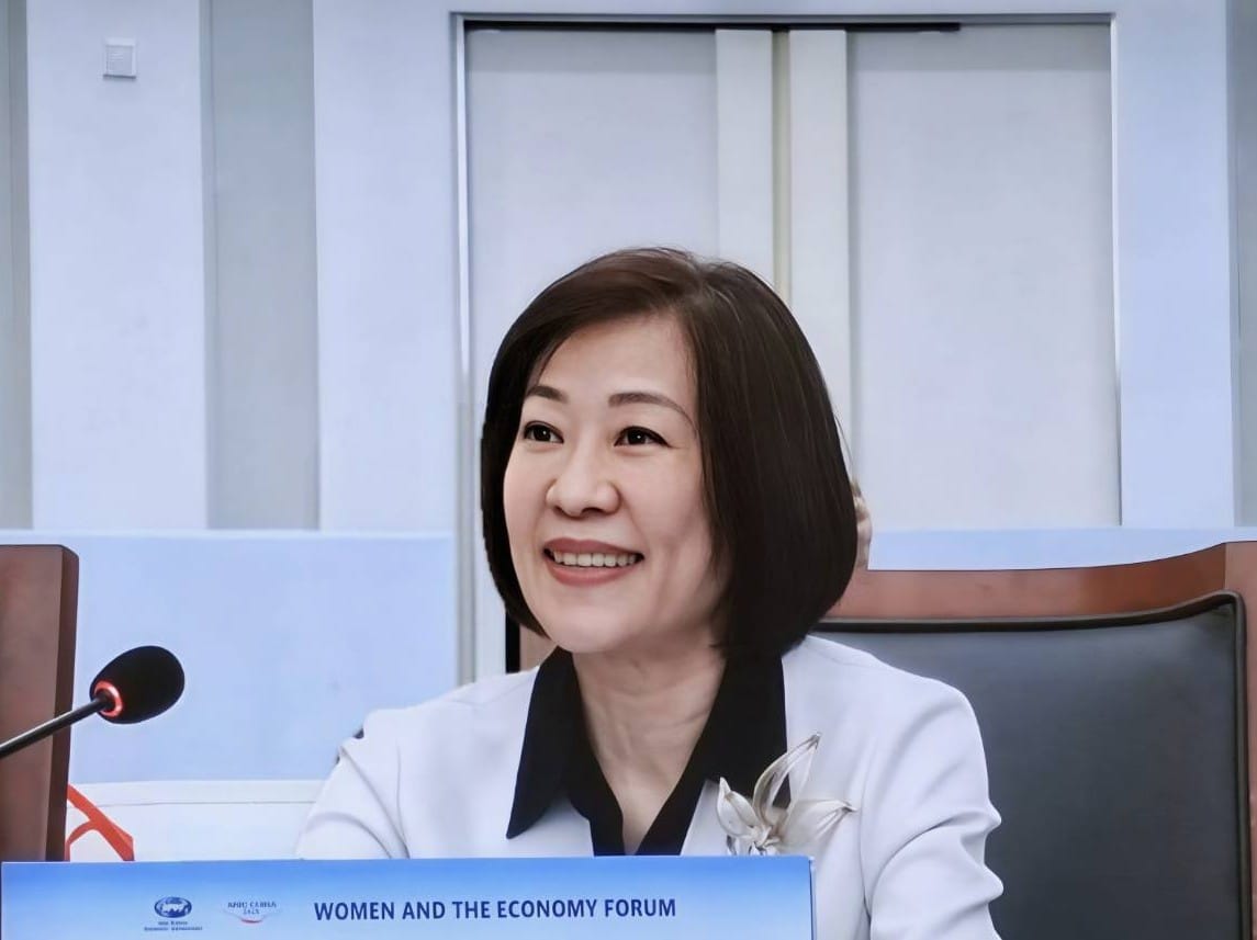 經濟部政務次長江文若率團出席APEC婦女與經濟論壇（WEF）。 圖：行政院提供
