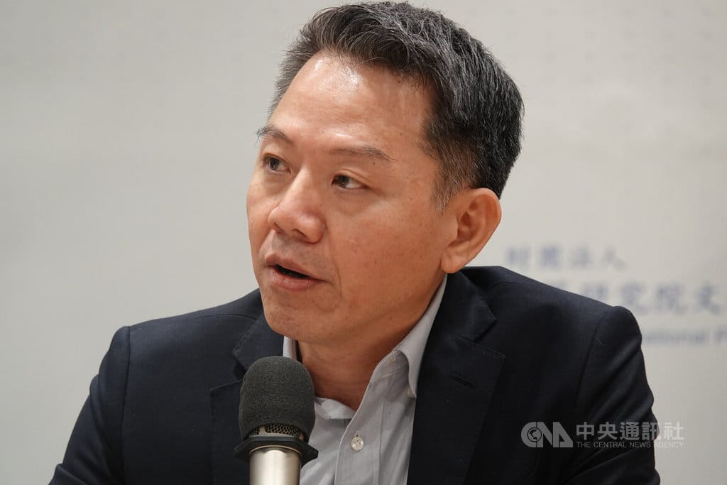 國策研究院副院長郭育仁15日指出，美國總統川普和中國國家主席習近平今年會見4次面，這次是第1次見面，不會達成具體結果。中央社記者吳書緯攝 115年5月15日 圖：中央社提供
