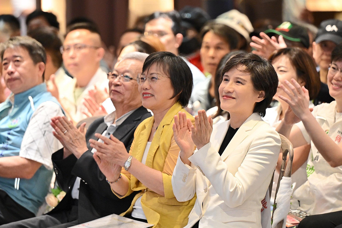 行政院副院長鄭麗君、內政部長劉世芳都親臨現場。 圖：何欣純辦公室/提供