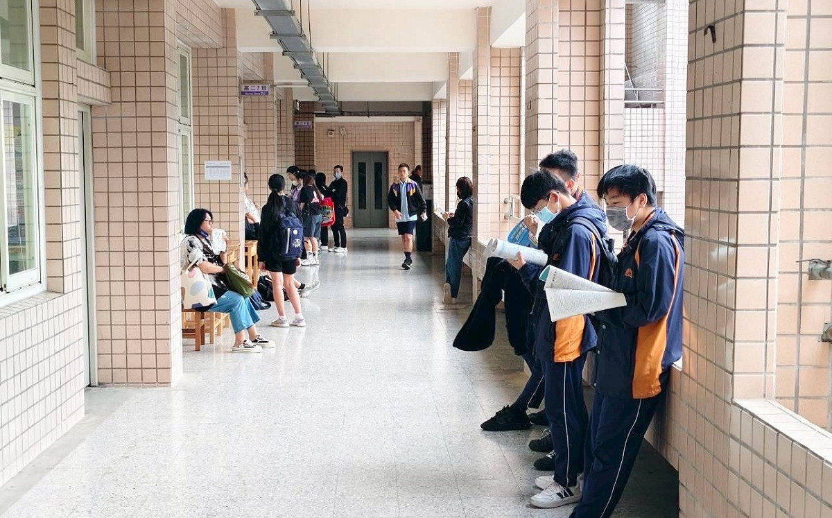 錄取率飆至九成七！大學分發招生缺額創五年新低！三萬兩千名學子順利上榜
