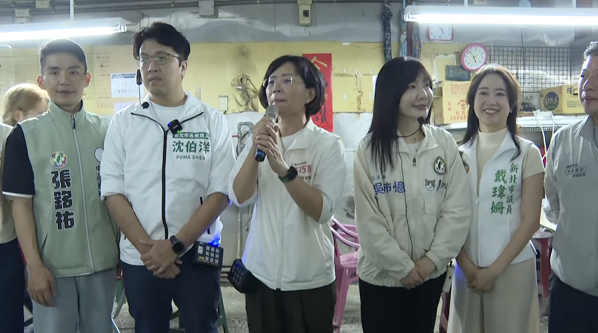 蘇巧慧、沈伯洋首度合體掃台北漁市場、台北市第一果菜批發市場。 圖：翻攝自共訊