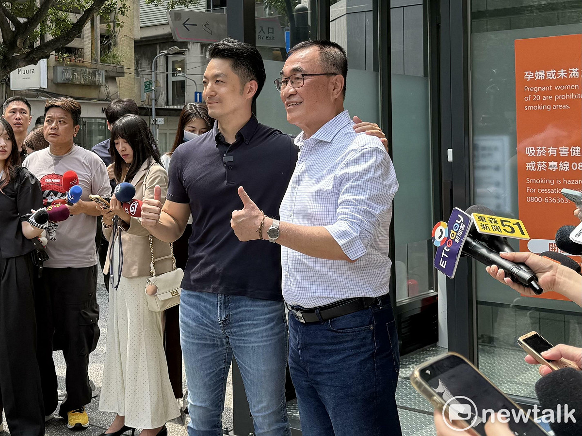 台北市長蔣萬安（左）、國民黨新北市長參選人李四川（右）。 圖：周煊惠 / 攝（資料照）