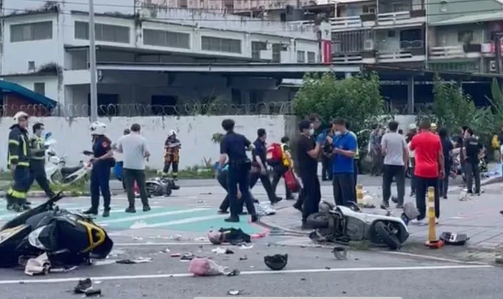 去年三峽區發生車輛暴衝，釀成4死11傷慘案。 圖：翻攝畫面