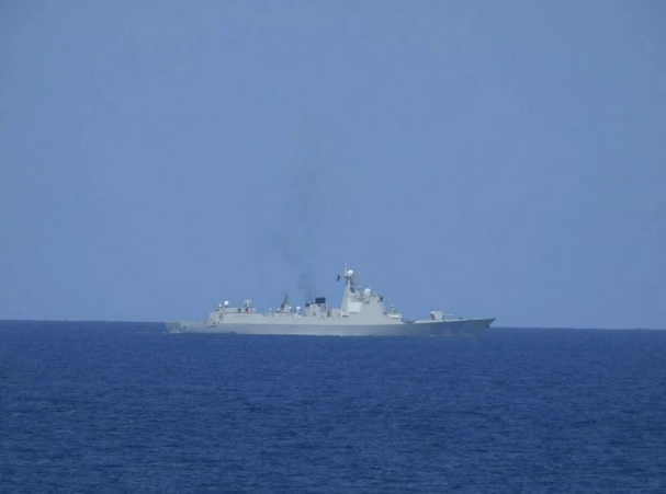 除了監視解放軍機的活動外，我國國防部也持續關注著解放軍艦的一舉一動。 圖：翻攝自 騰訊網 零度 Military