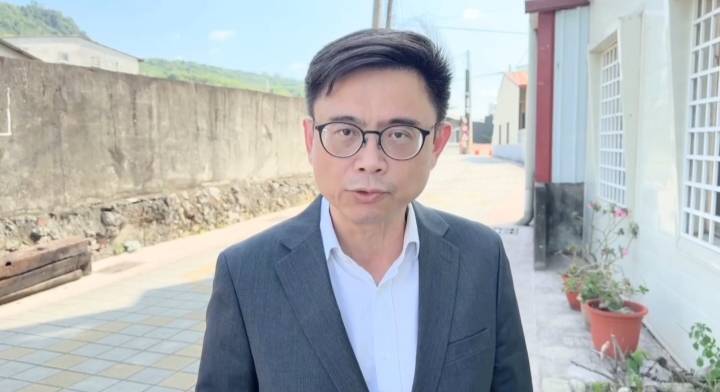 賴瑞隆批柯志恩說過會支持台船、照顧台船，實際卻是「說一套做一套」。 圖：賴瑞隆服務處/提供