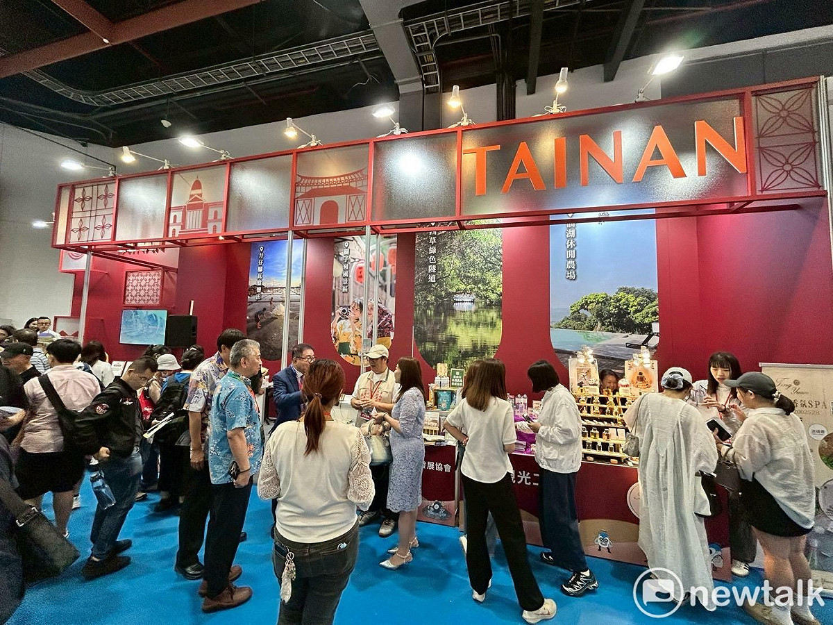 「2026台北國際觀光博覽會」盛大登場！臺南市政府觀光旅遊局今年攜手台南市文化觀光伴手禮產業發展協會（滿意阿滿姨）、臺南市休閒農業發展協會、庭園香氛SPA、蘭都觀光工廠、法達娛樂事業股份有限公司等5家業者共同參展。 圖：台南市政府提供