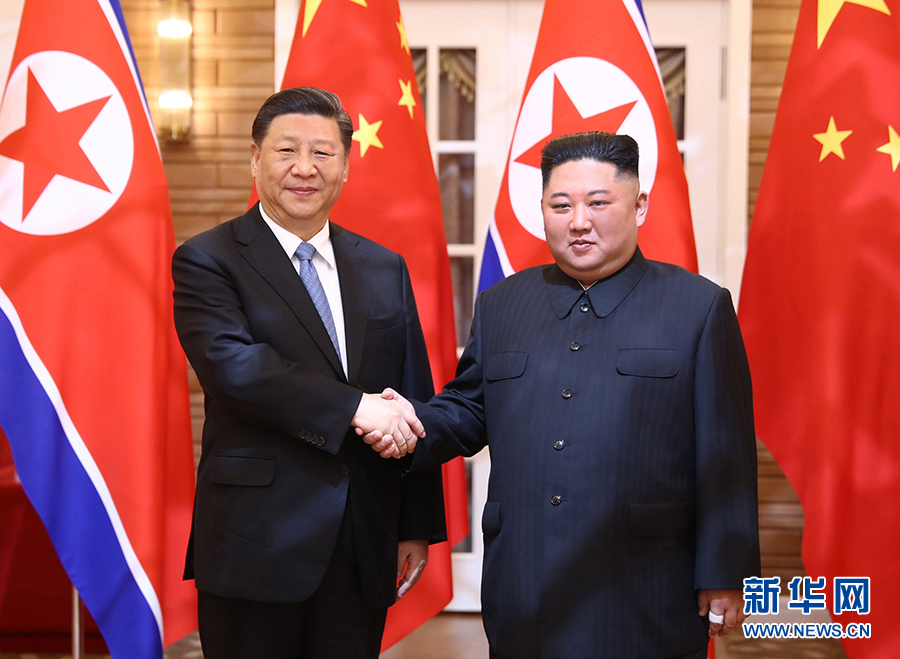 中國國家主席習近平傳最快下週訪問北韓。圖為2019年訪問行程，兩人在平壤錦繡山迎賓館會面時發布新聞照。 圖：翻攝陸網/新華網（資料照片）