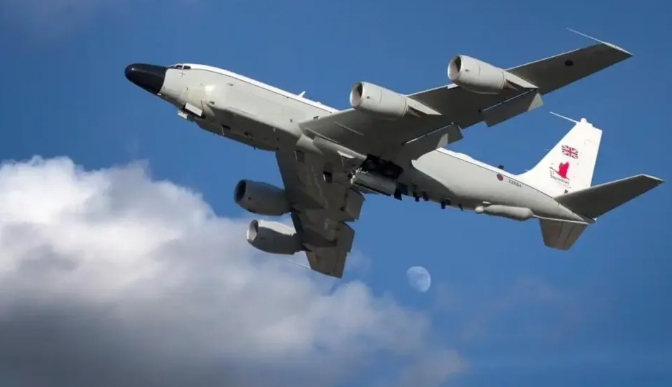 英國RC-135W「聯合鉚釘」電子偵察機。 圖 : 翻攝自央視新聞