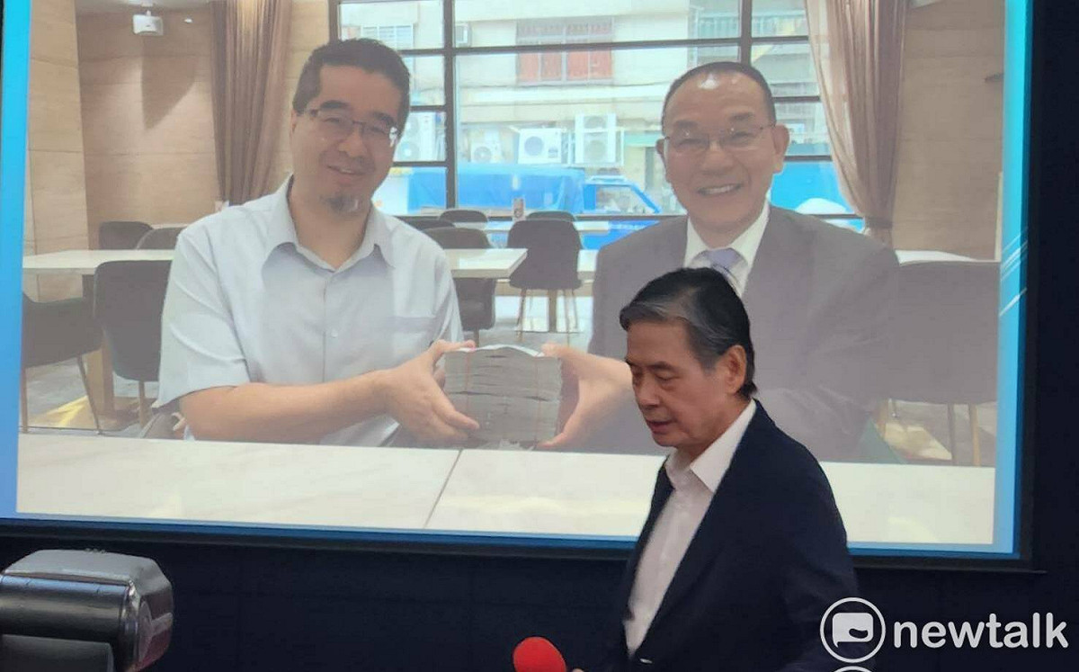 蕭旭岑和台商捧現金反咬馬英九知情！張育萌：根本是柯案車手辯護