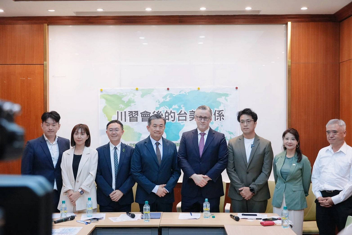 民進黨立委王定宇今（25）日中午於立法院舉辦「川習會後的台美關係」座談會。 圖：王定宇辦公室提供