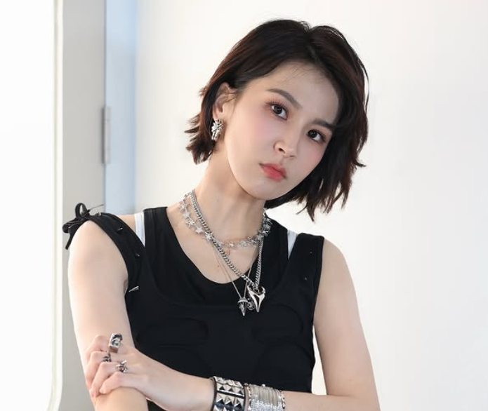 曾沛慈近期參加中國節目《乘風2026》(浪姐7)錄製，但因為排練強度極高，導致她身體出現健康警訊。 圖：翻攝自曾沛慈IG