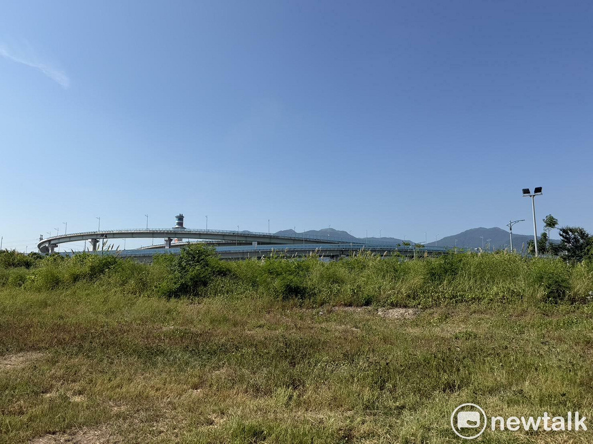 輝達落腳北市科，將採「變壓器地下型」方式興建文林變電所。圖為文林變電所及公車調度站預定用地。 圖：高逸帆／攝