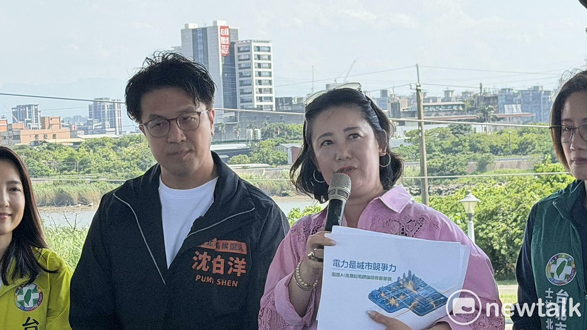 立委吳思瑤、沈伯洋在文林變電所預定用地辦理現址會勘。 圖：高逸帆／攝