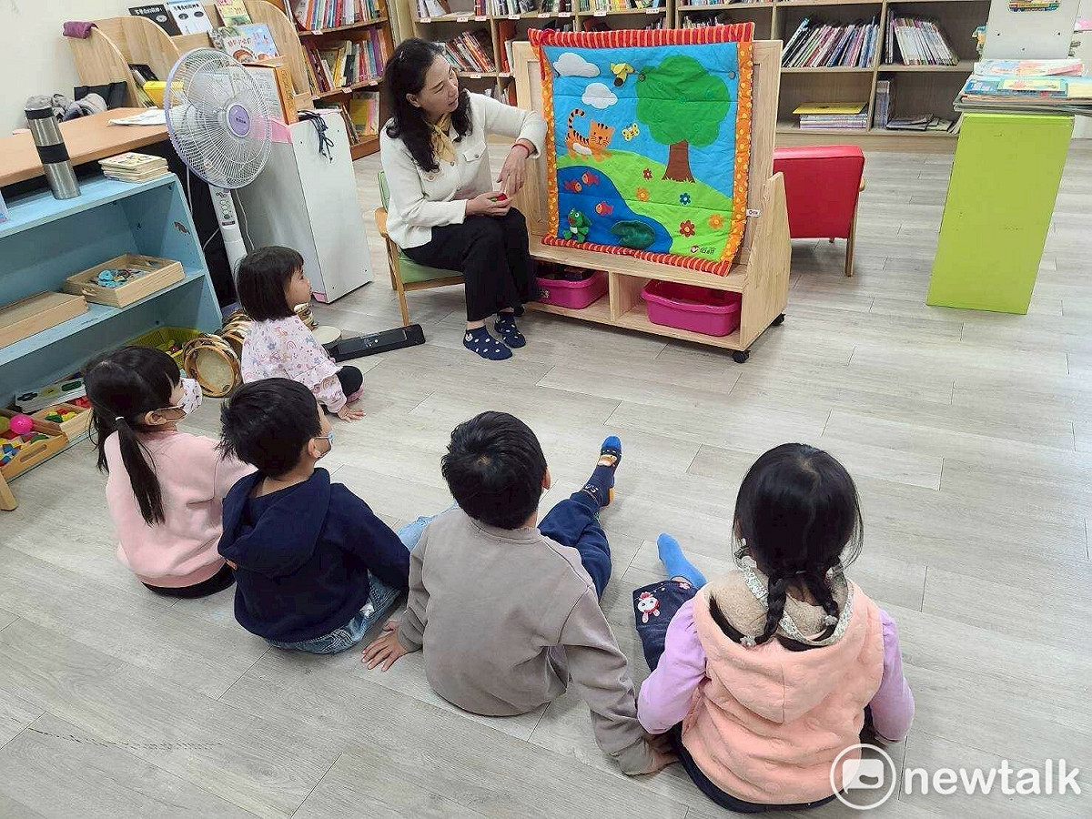 南市政府教育局於公立及非營利幼兒園定點試辦「臨時照顧服務」。截至115年5月中旬，南市已有7所園所參與，累計服務達1,587人次，廣受家長好評。 圖：台南市政府提供