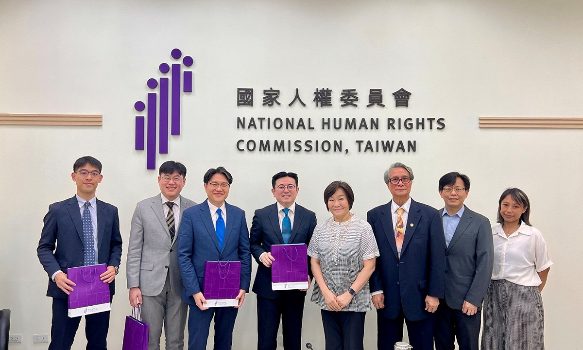 國家人權委員會與耶和華見證人亞太協會代表團合影 圖：國家人權委員會提供