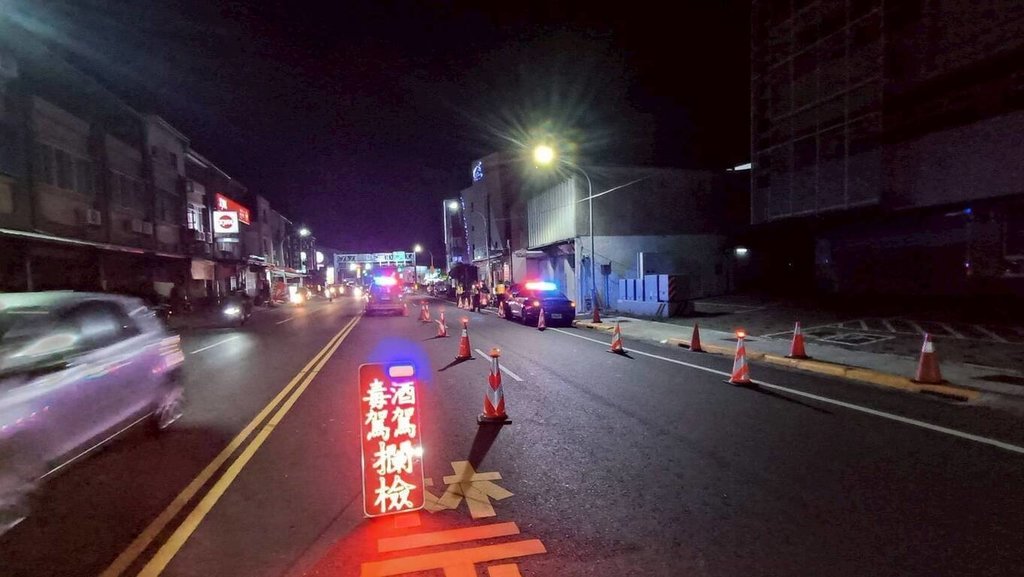 台東縣警局近期展開「毒駕查緝專案」，發現行駛不穩、行爲異常就攔查，14天查獲11件毒駕案，其中2件涉案駕駛經法院裁定羈押。（台東縣警察局提供）中央社記者張祈傳真　115年5月30日