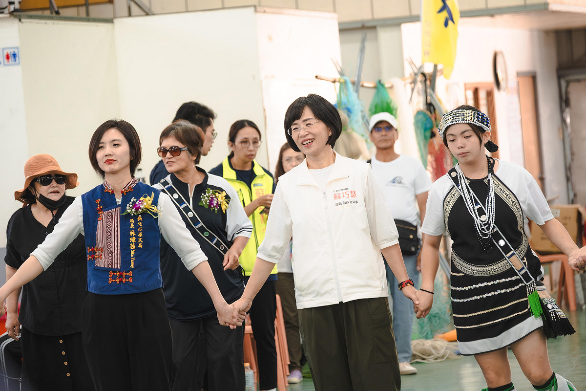 新北市長候選人、立法委員蘇巧慧今（31）日出席新北市2026年首場原住民族歲時祭儀。 圖：蘇巧慧競選辦公室提供
