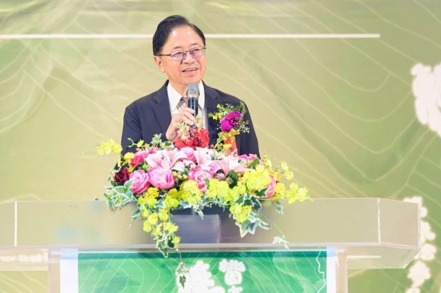 武陵高中生稱張善政新店市長挨轟道歉，胡采蘋質疑此舉模糊市民檢視市長居住與市政投入的焦點。 圖：桃園市府新聞處 /  提供