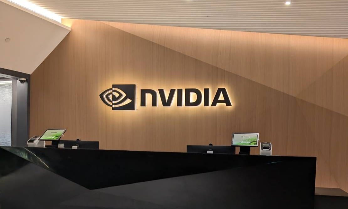 陳其邁率高市府局處首長進入NVIDIA總部進行會議。 圖：高雄市經發局/提供