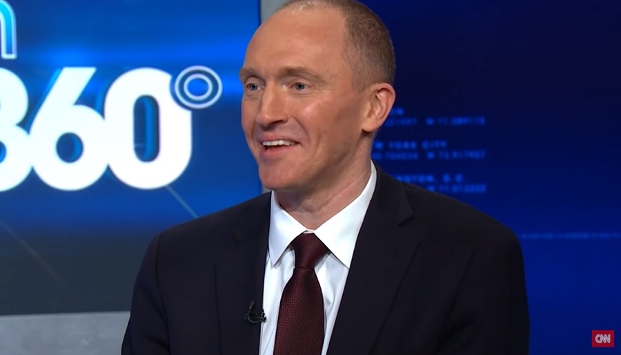 美國總統川普前外交政策顧問裴基（Carter Page）向美國國會作證，坦言去年兩度赴莫斯科期間曾與一名俄羅斯副總理會面，並告知川普競選陣營資深成員。 圖：翻攝CNN