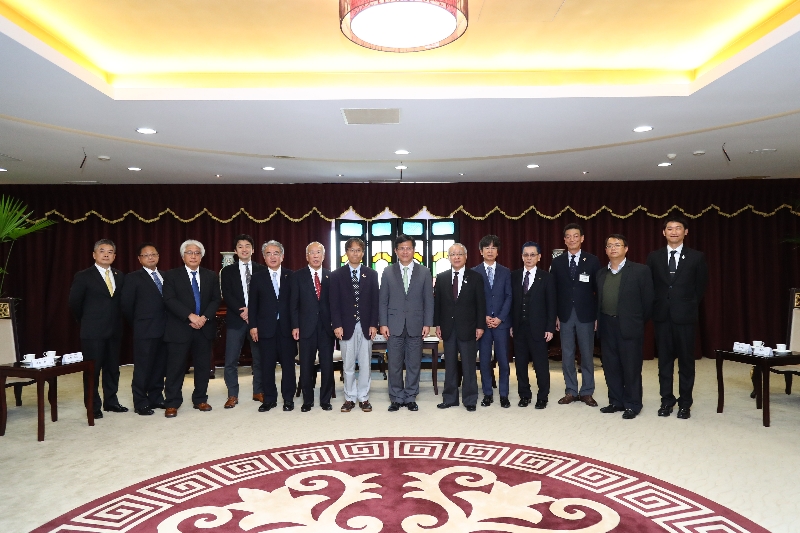 日本大分縣安東隆副知事率團與林市長大合照 圖 : 台中市政府/提供