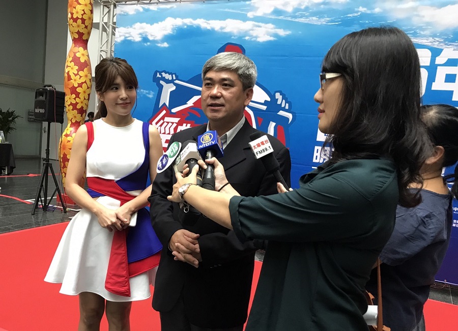 運動局長王慶堂表示，今年台中市已陸續完成了六級棒球賽事、國際棒球賽事、老人棒球賽事、女子棒球賽事、社區棒球賽事、視障棒球賽事，最後一塊拼圖公益棒球也即將開賽，讓台中世界棒球之都更加完整。 圖：台中市政府提供