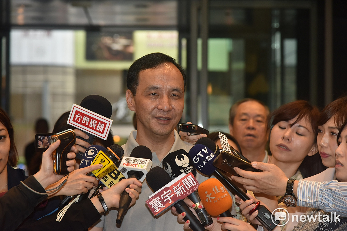 台北市長柯文哲神預言新北市長朱立倫將挑戰2020總統；朱立倫回應表示：「謝謝柯市長今天沒有罵新北市。」
 圖：王峻昌/攝