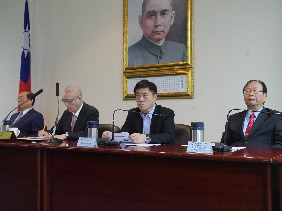 國民黨主席吳敦義也表示，和諧的勞資關係是社會進步的動力，盼修法方向朝兼顧勞資權益雙贏前進。 圖：趙婉淳/攝