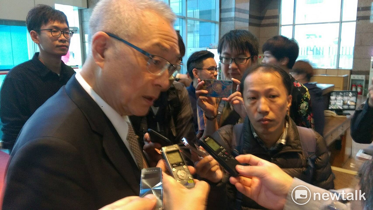 國民黨主席吳敦義以「副總統沒職權」一句反駁涉嫌獵雷艦案的外界質疑。圖為資料照片。 圖：趙婉淳/攝