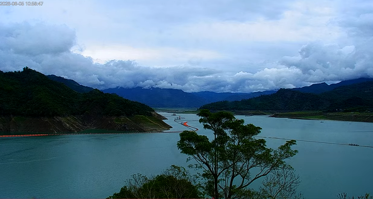 國內最大水庫曾文水庫蓄水率已回升至 10.59％，重返兩位數。 圖：取自曾文水庫即時影像