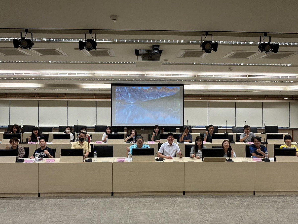 教育局今(5)日召開相關作業指引研商會議，改革校事會議，保障教師權益。 圖：高雄市教育局/提供