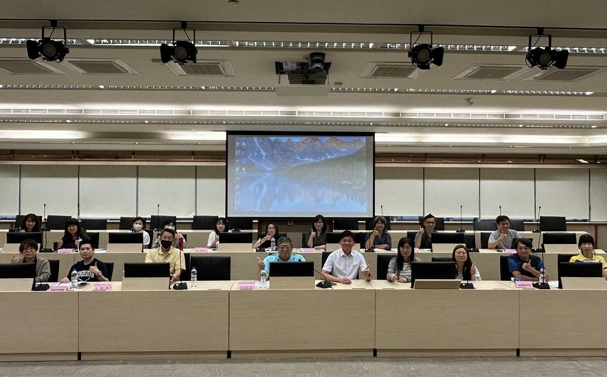 改革校事會議、 保障教師權益 高市召開「校園親師生溝通調處機制」研商會議