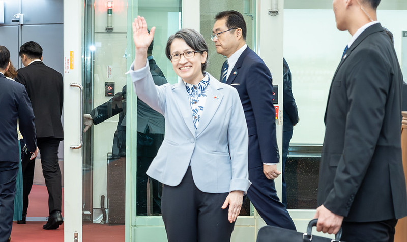 蕭美琴於 6 日正式啟動「帛榮專案」，率團展開為期 5 天的帛琉訪問行程。 圖：翻攝自 總統府新聞