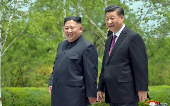 習近平睽違7年訪平壤 紐時：金正恩有普丁撐腰、中國急鞏固影響力