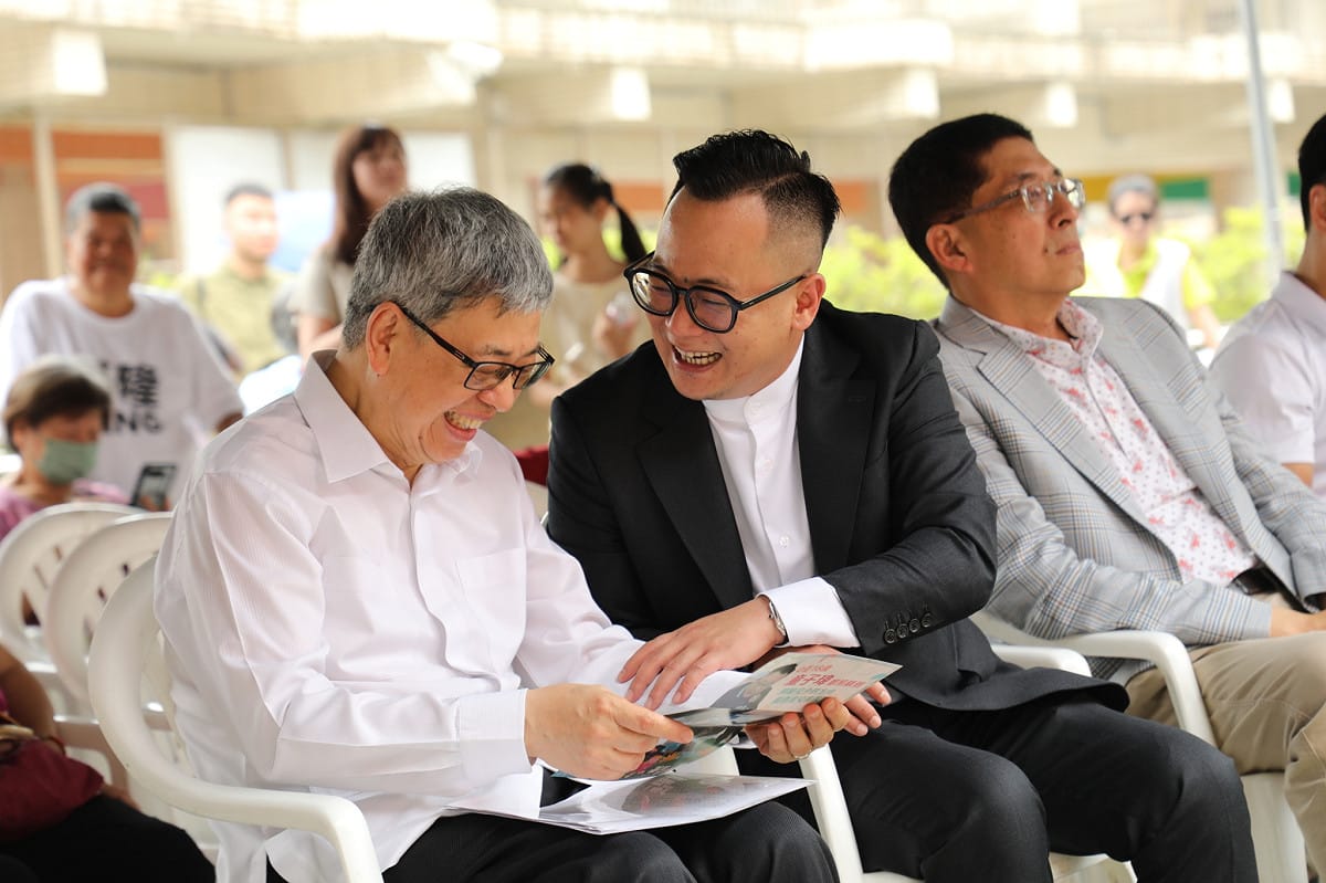 陳建仁說，他了解到童子瑋議長平時便積極與各大社福團體深入討論、傾聽基層聲音，並在議會展現出卓越的協調與監督能力。 圖：童子瑋辦公室/提供
