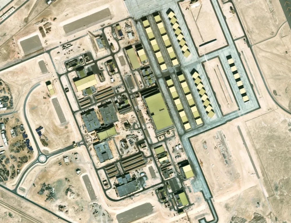 美軍位於卡達烏代德（ Al Udeid ）空軍基地的聯合空中作戰中心。 圖：翻攝自熊熊講堂