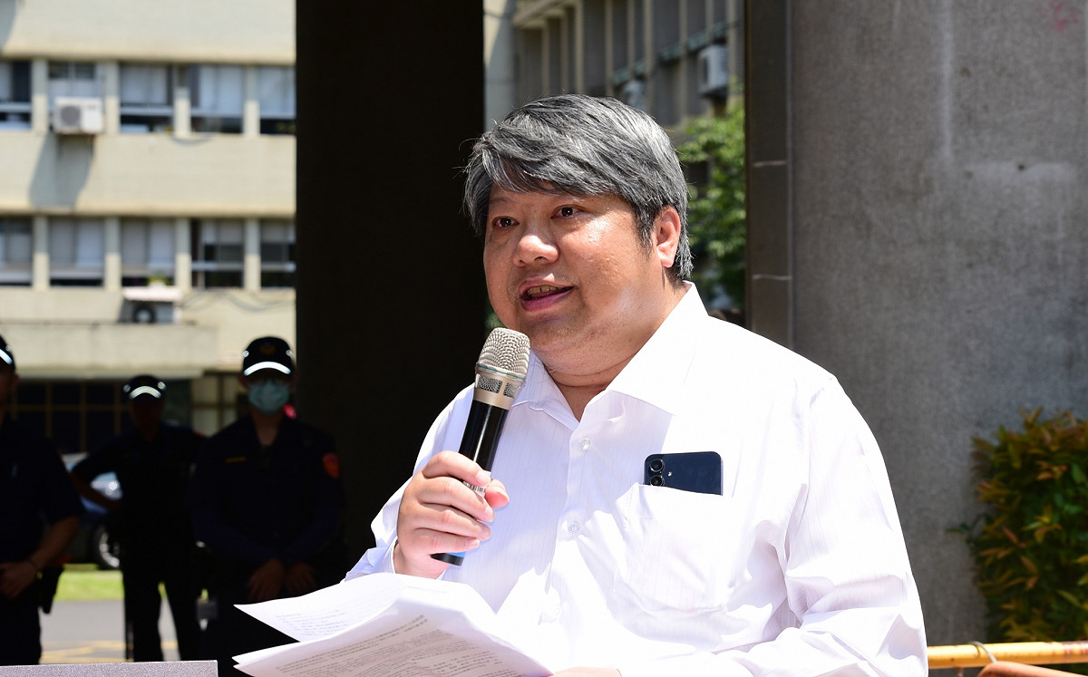 藍白刪凍國務機要費波及弱勢 賴中強：國軍加菜金、災民慰問金恐受影響