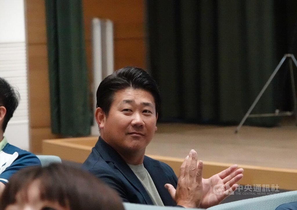 玉山盃青棒賽將於11日開打，適逢玉山盃20週年，8日開幕儀式邀請「平成怪物」松坂大輔（圖）來台勉勵選手。中央社記者謝靜雯攝　115年6月8日