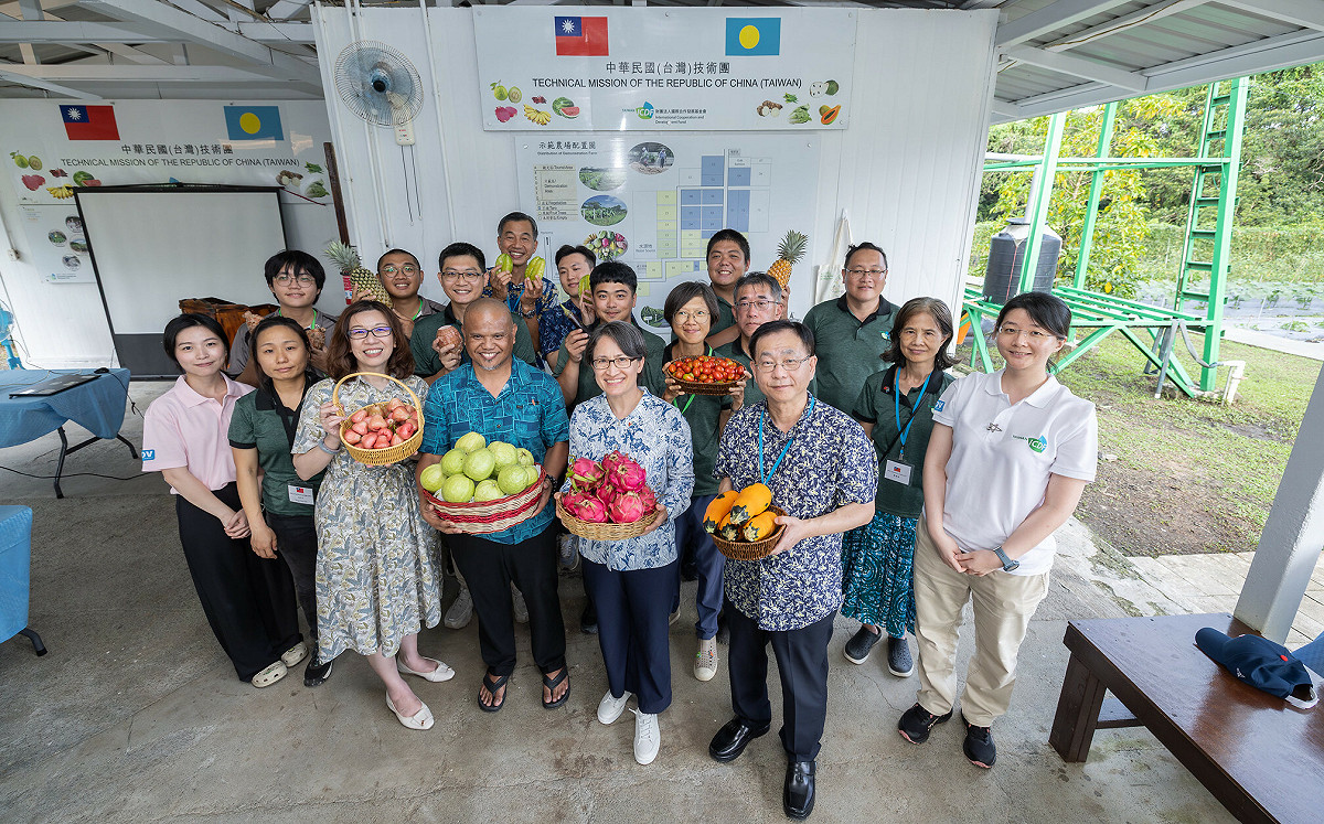 蕭美琴視察駐帛琉技術團農場肯定成果！透過專業協助友邦產業發展