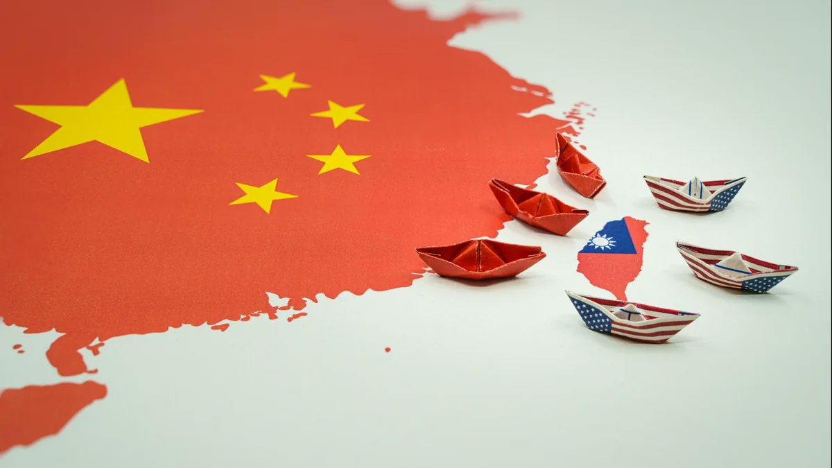 《彭博社》8 日引述最新研究指出，若美國與中國因台灣問題爆發軍事衝突，歐盟恐成為全球主要受害者之一。 圖:翻攝自X帳號@En_chinaNewsX